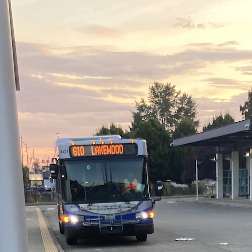610