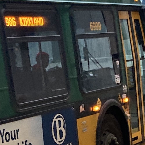 986