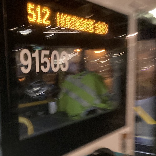 512