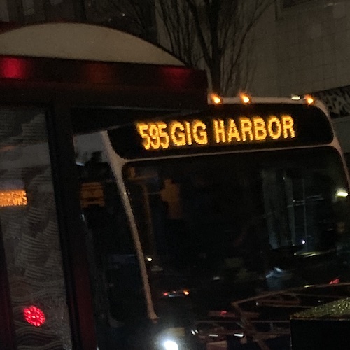 595